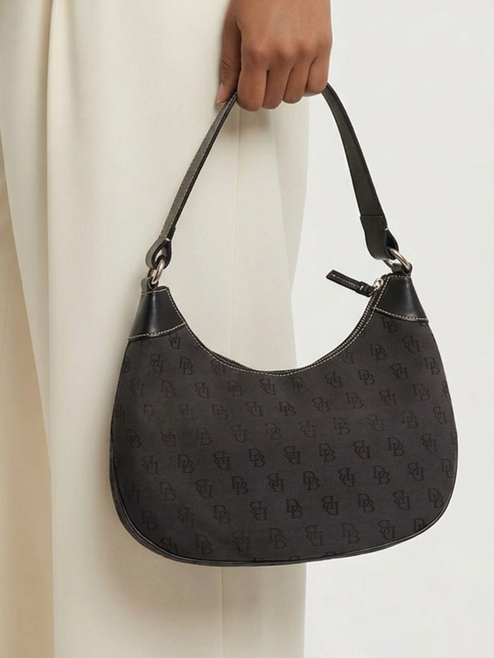 Vintage 90’s Dooney Bourke navy signature vintage handbag hobo great‎ condition
